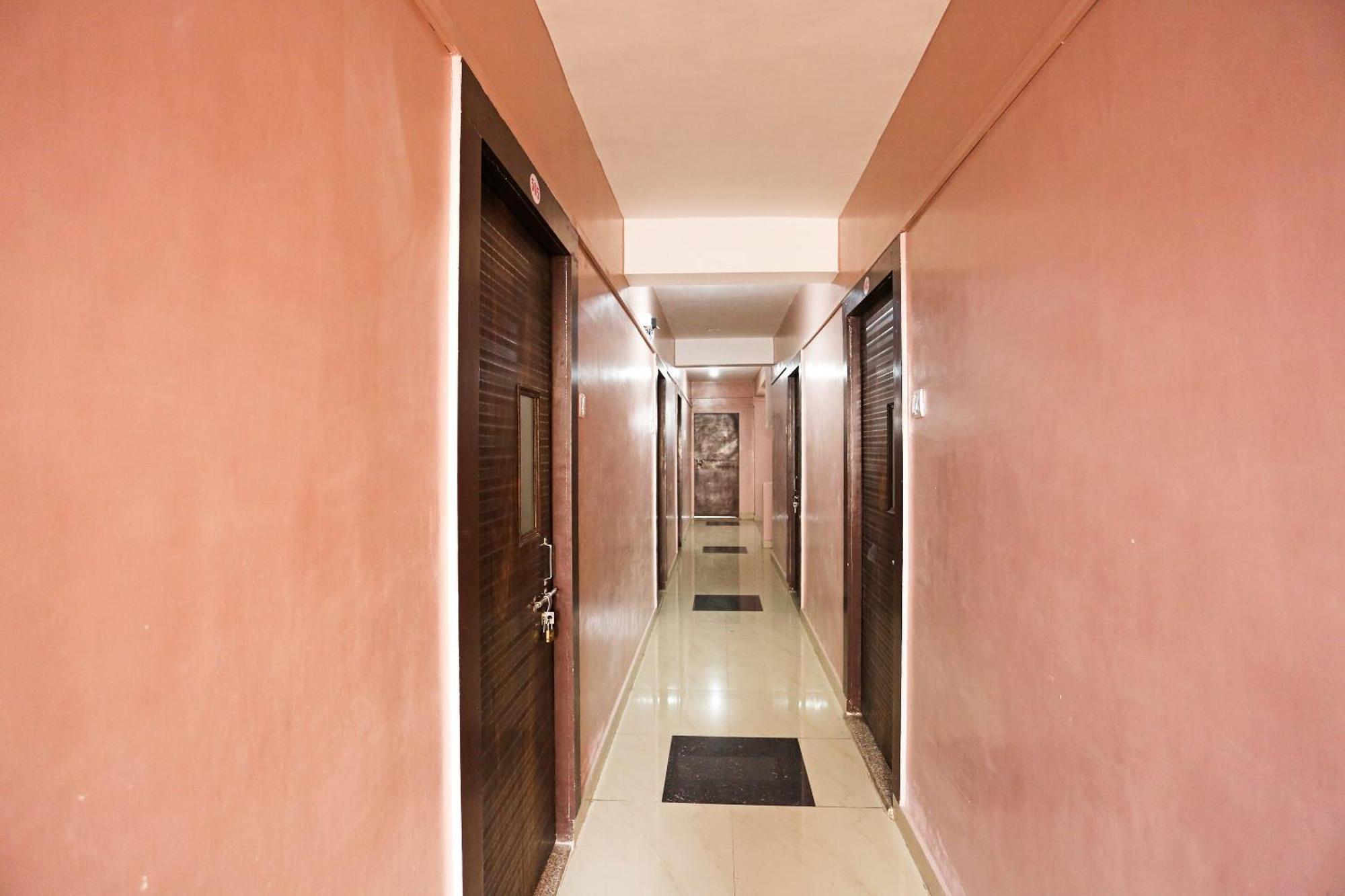 Hotel O Vaishnavi Kota Kültér fotó